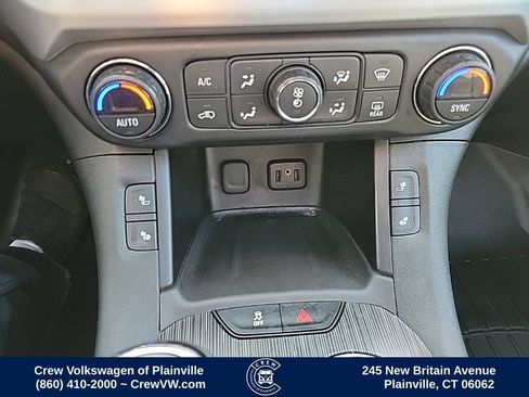Used 2017 GMC Acadia SLT AWD/4WD image 8