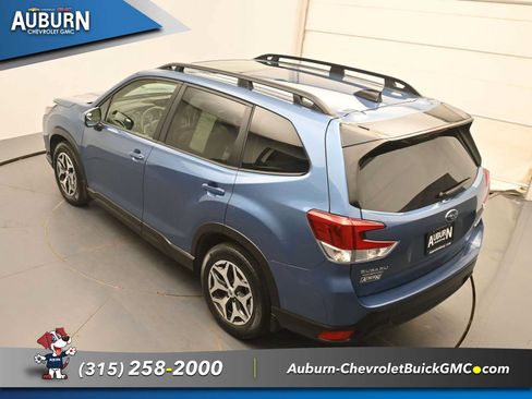 Used 2024 Subaru Forester Premium AWD/4WD image 32