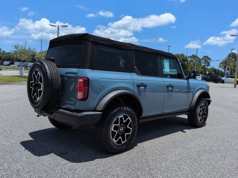 Used 2023 Ford Bronco Black Diamond AWD/4WD image 5