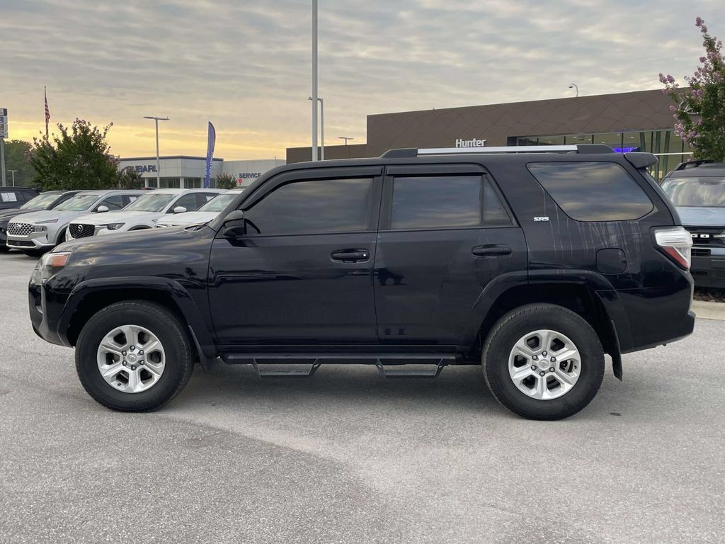 Used 2023 Toyota 4Runner SR5 AWD/4WD image 24