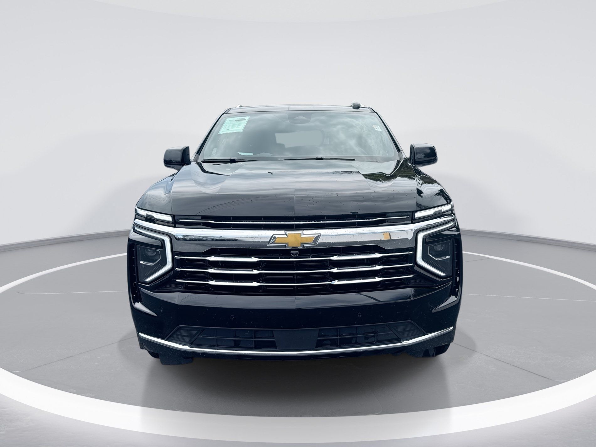 Used 2025 Chevrolet Tahoe LT RWD image 9