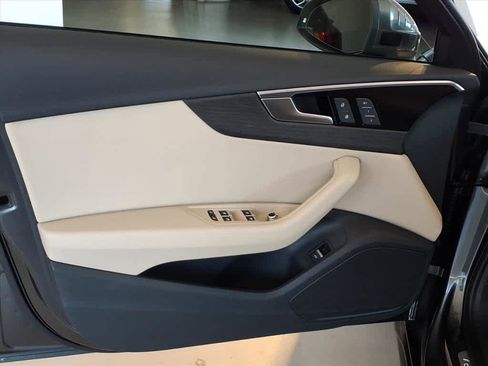 Used 2024 Audi A4 2.0T Premium w/ Convenience Package image 10