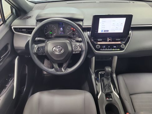 Used 2024 Toyota Corolla Cross AWD Hybrid image 14