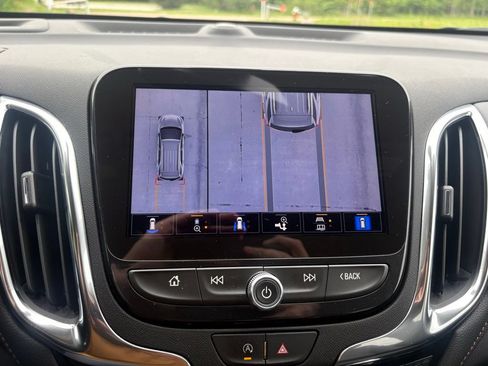 Used 2024 Chevrolet Equinox Premier AWD/4WD image 28