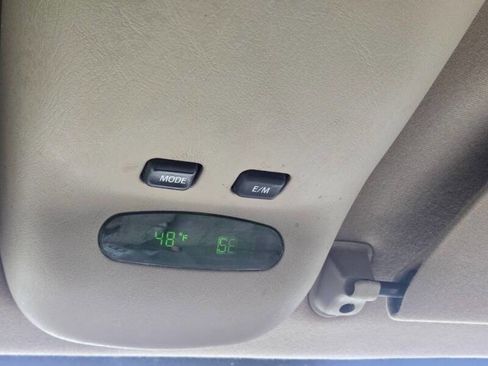 Used 2000 Ford F350 Lariat image 18