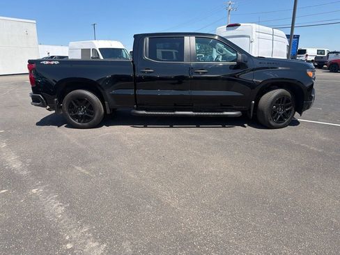 Used 2023 Chevrolet Silverado 1500 Custom AWD/4WD image 8