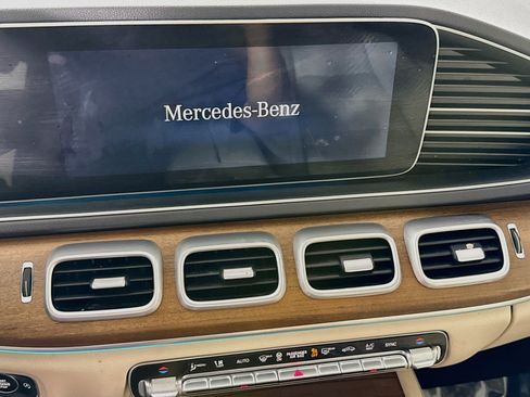 Used 2021 Mercedes-Benz GLE 350 image 18
