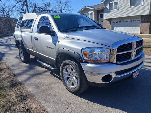 Used 2006 Dodge Ram 1500 Truck SLT image 4