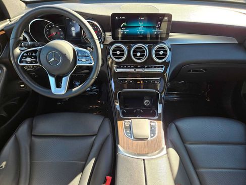 Used 2020 Mercedes-Benz GLC 300 4MATIC image 18