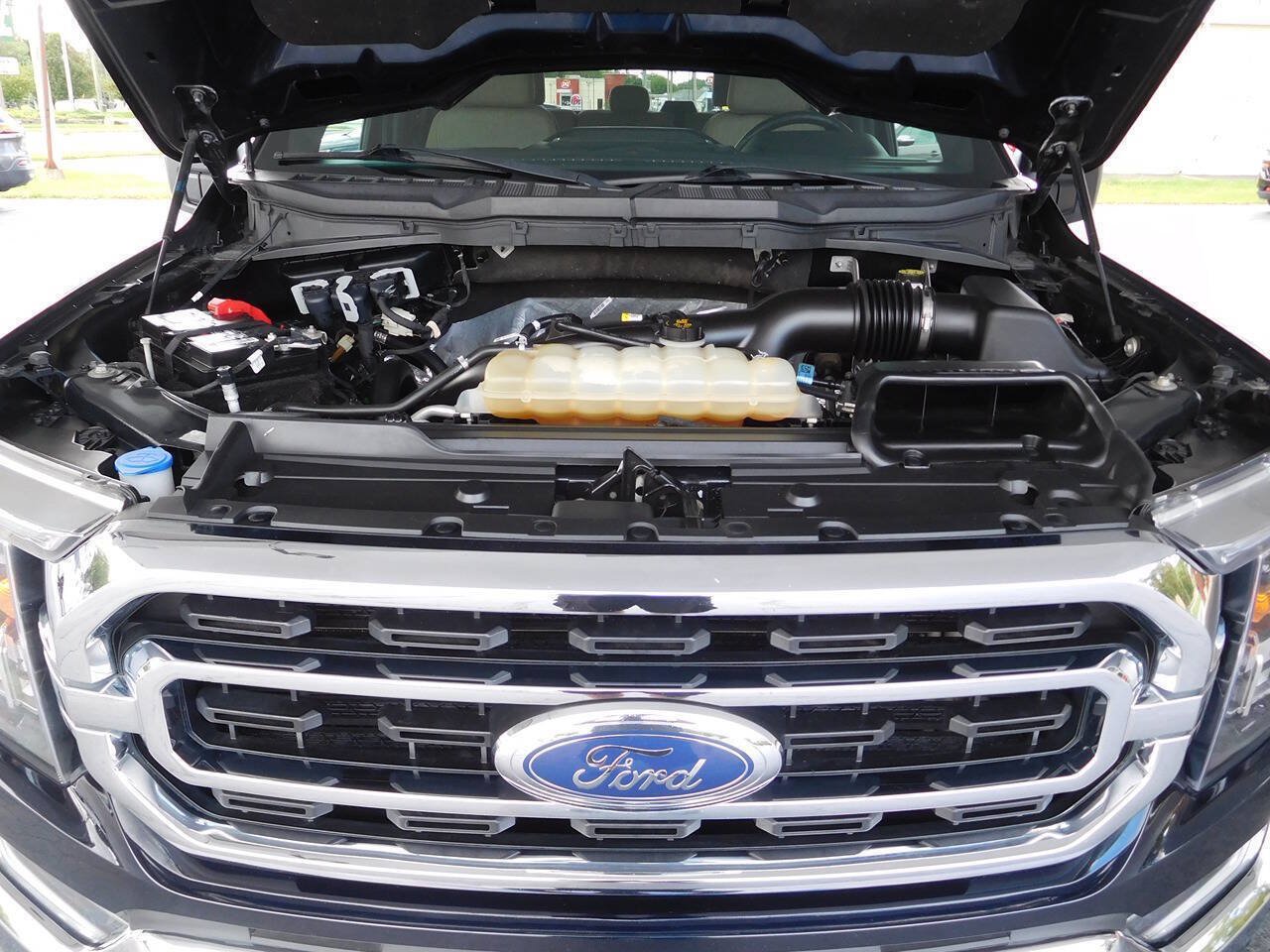 Used 2022 Ford F150 XLT w/ Equipment Group 302A High AWD/4WD image 14