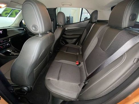 Used 2025 Buick Encore GX Preferred FWD image 28