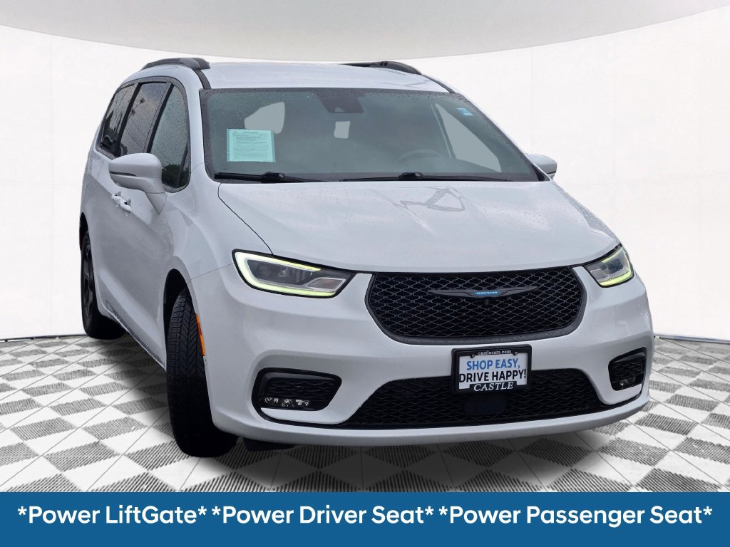 Used 2021 Chrysler Pacifica Touring-L w/ Uconnect Theater Family Group FWD image 7