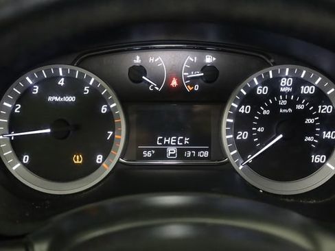 Used 2015 Nissan Sentra SV w/ Style Package image 19