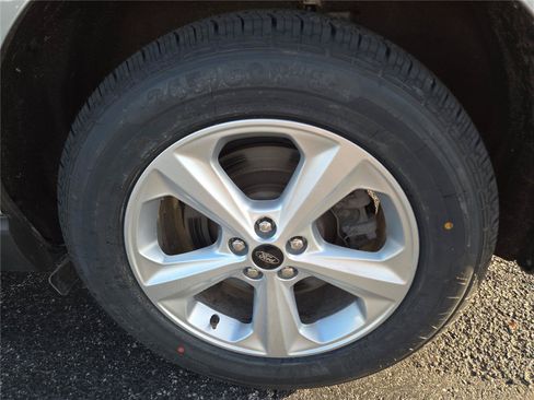 Used 2023 Ford Edge SE AWD/4WD image 24