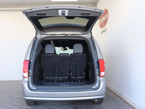 Used 2019 Dodge Grand Caravan GT FWD image 5
