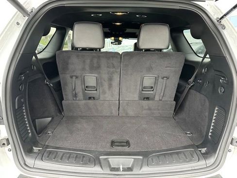 Used 2023 Dodge Durango R/T w/ Hemi Orange Plus Package AWD/4WD image 7
