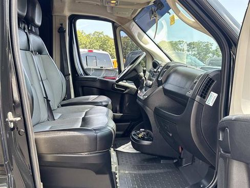 Used 2021 RAM ProMaster 1500 w/ Convenience Group FWD image 4