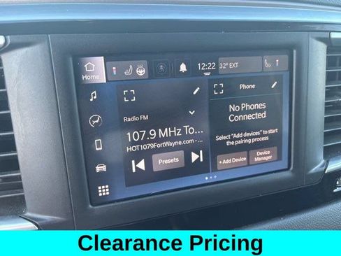 Used 2023 Chrysler Voyager LX FWD image 20