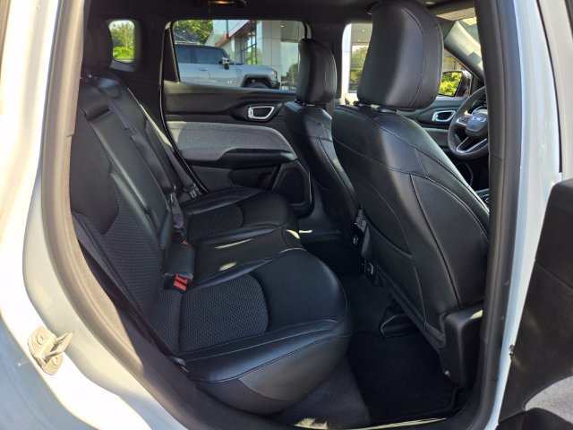 Used 2024 Jeep Compass Latitude AWD/4WD image 20