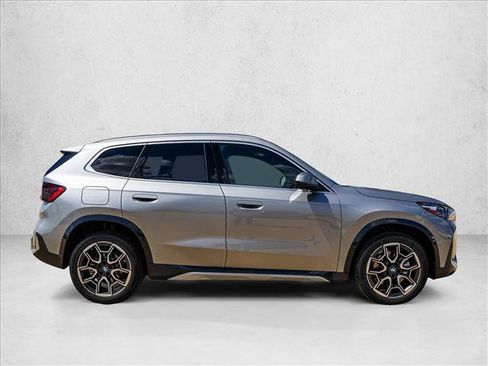 New 2027 BMW X1 xDrive28i AWD/4WD image 4