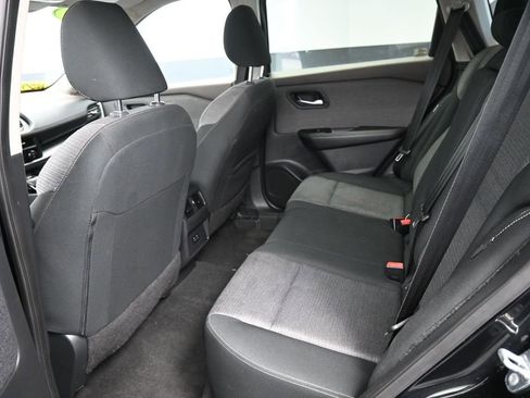 Used 2023 Nissan Rogue SV AWD/4WD image 18