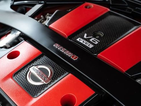 Used 2015 Nissan 370Z NISMO image 40