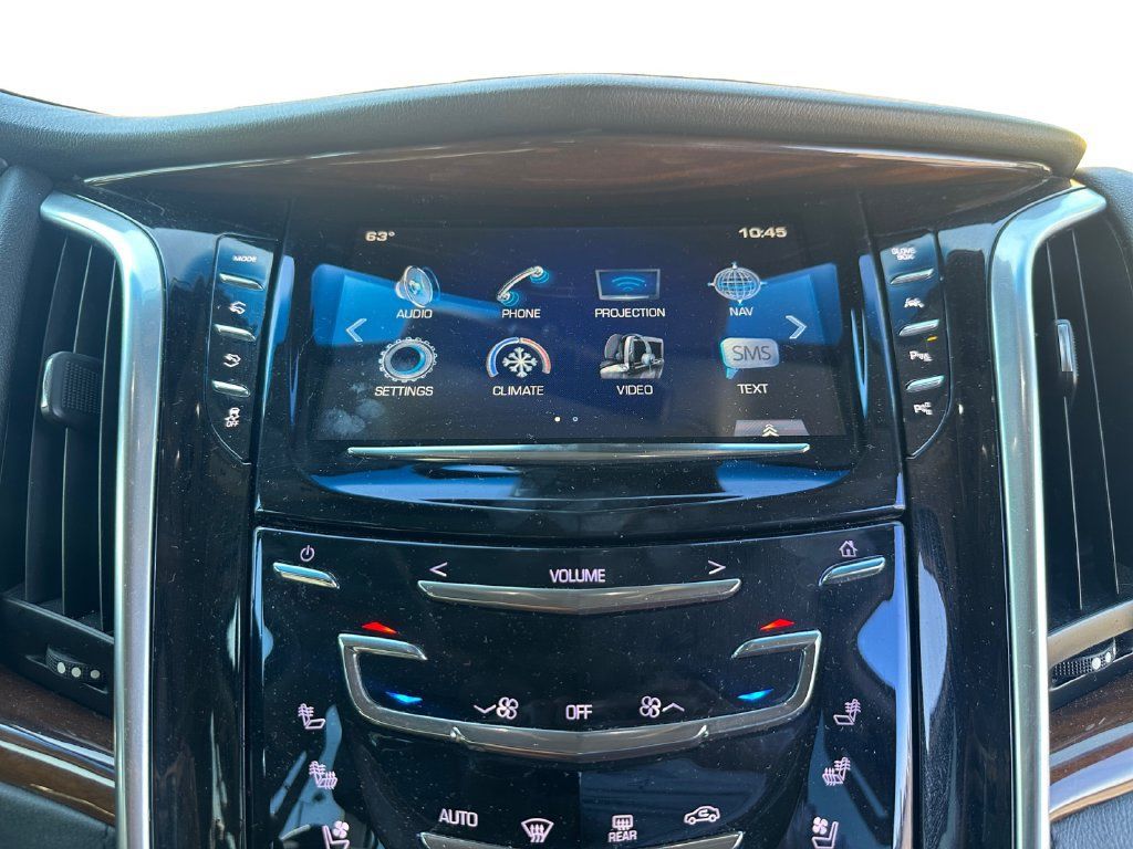 Used 2019 Cadillac Escalade Premium Luxury AWD/4WD image 14