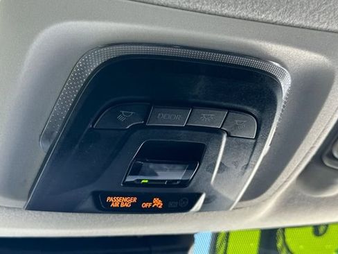 Certified 2023 Toyota Corolla LE image 35