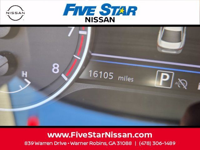 Used 2024 Nissan Sentra SR FWD image 27