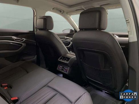 Used 2023 Audi e-tron Premium Plus image 77