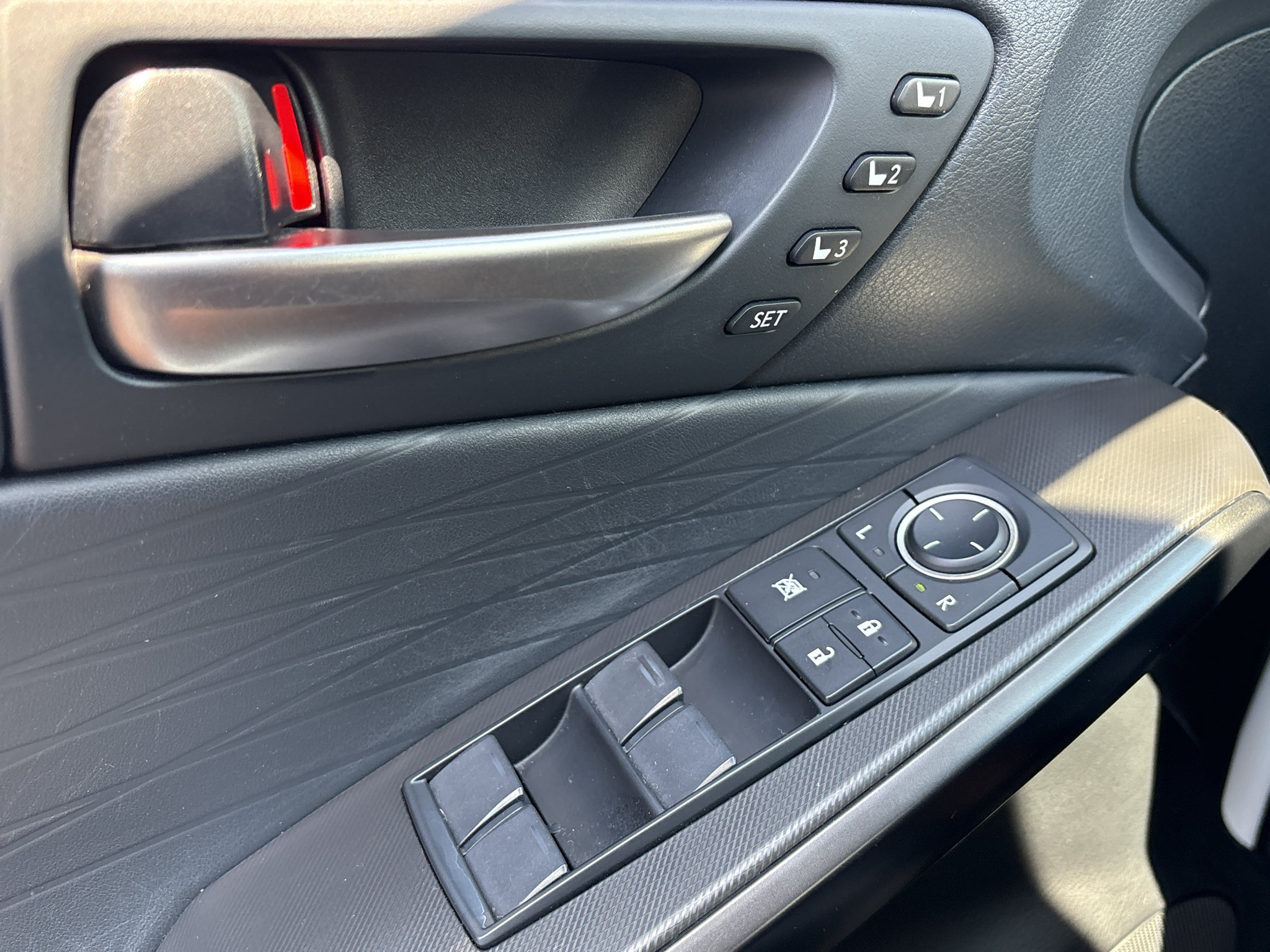 Used 2022 Lexus IS 350 F Sport w/ Navigation Package RWD image 27