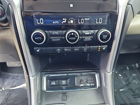 Used 2020 Subaru Ascent Limited w/ Technology Package AWD/4WD image 27