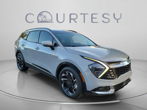 Used 2023 Kia Sportage SX FWD image 5