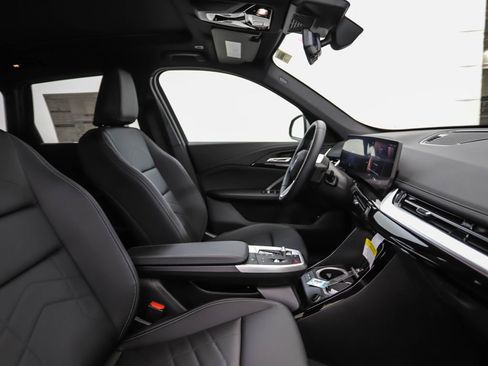 Used 2025 BMW X1 xDrive28i w/ Convenience Package image 31