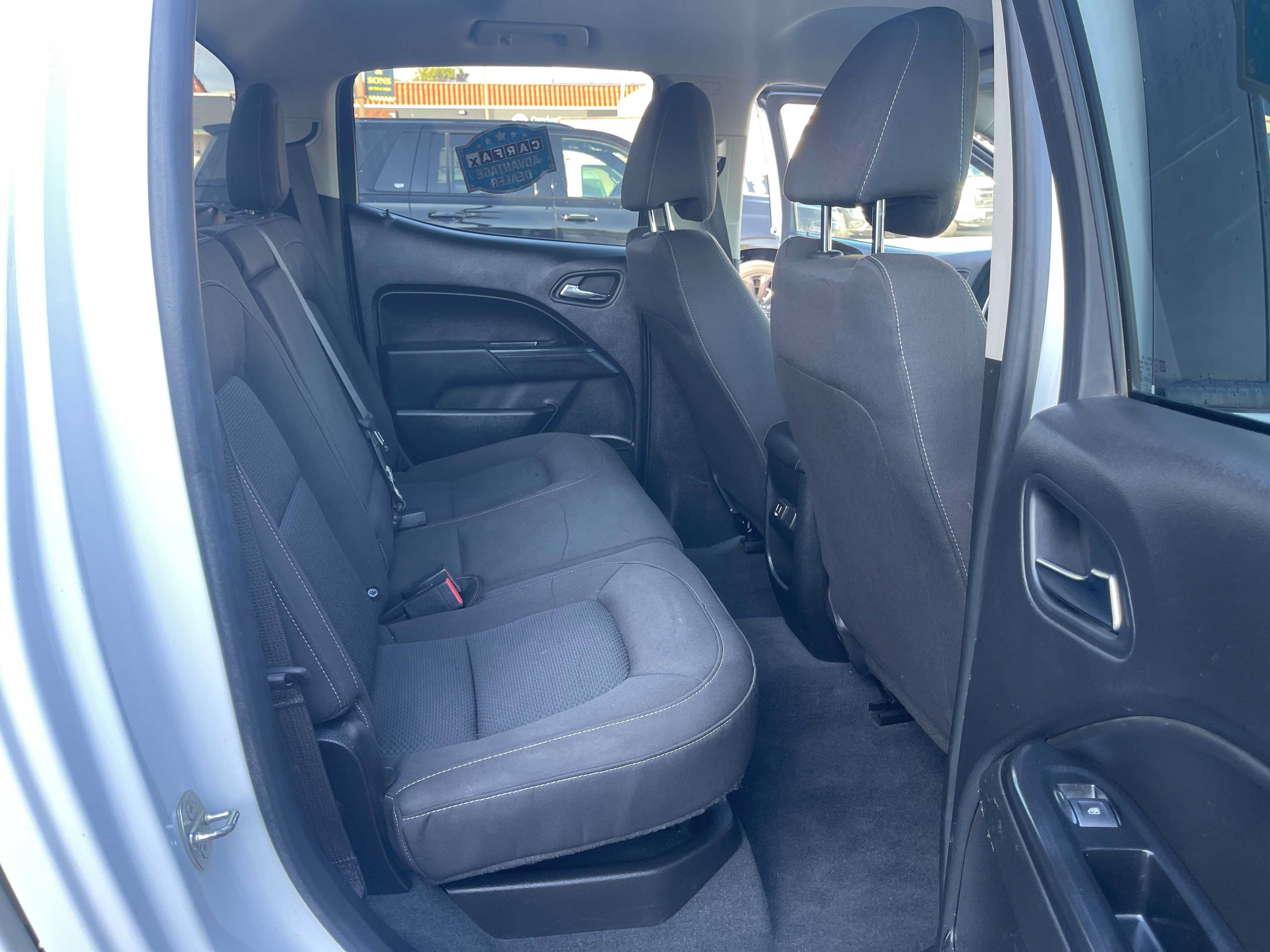 Used 2021 Chevrolet Colorado LT AWD/4WD image 14