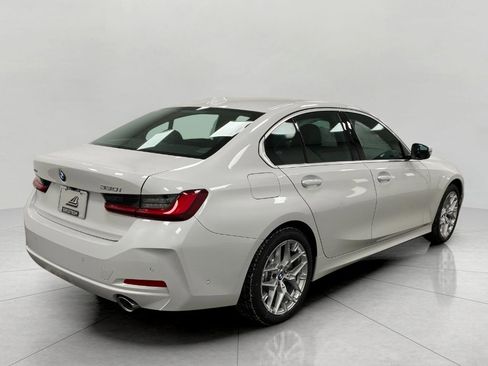New 2026 BMW 330i xDrive Sedan image 3