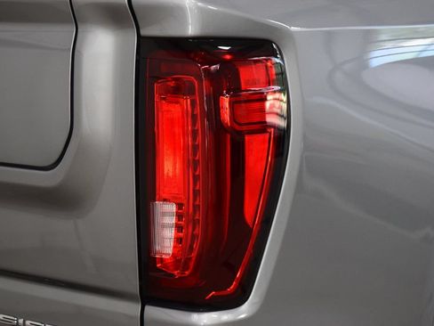 Used 2024 GMC Sierra 1500 Denali Ultimate AWD/4WD image 21