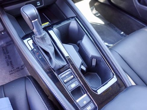Used 2025 Honda Accord Touring image 19