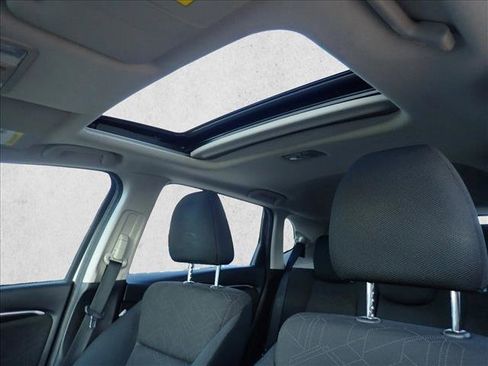 Used 2015 Honda Fit EX image 12