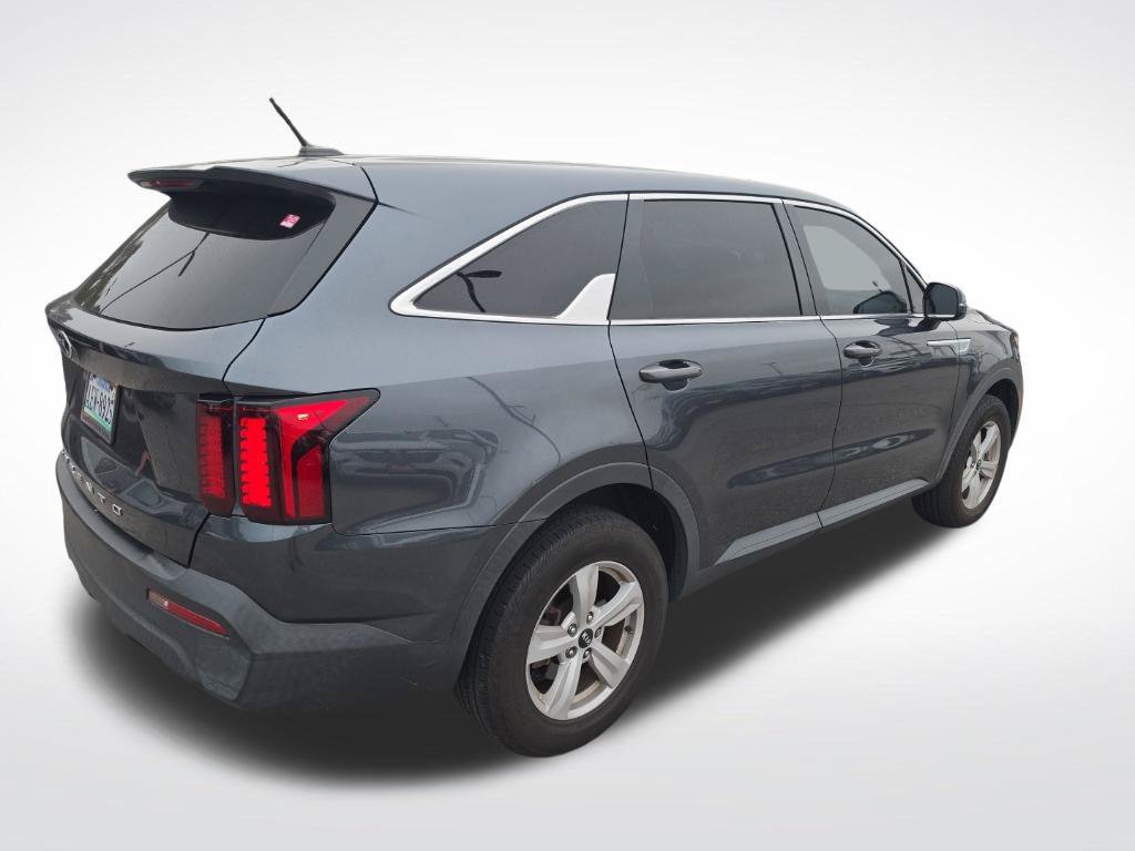 Certified 2021 Kia Sorento LX AWD/4WD image 3