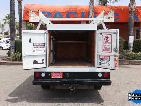 Used 2017 Ford F350 XL w/ Power Equipment Group image 10