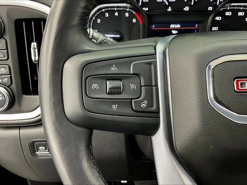 Used 2022 GMC Sierra 1500 Elevation image 19