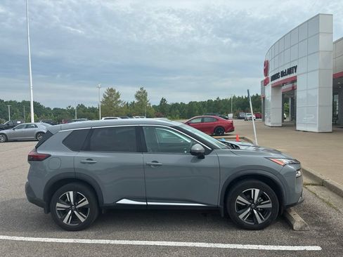 Used 2021 Nissan Rogue SL FWD image 3