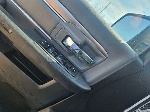 Used 2023 RAM 1500 Classic SLT w/ Electronics Group image 11