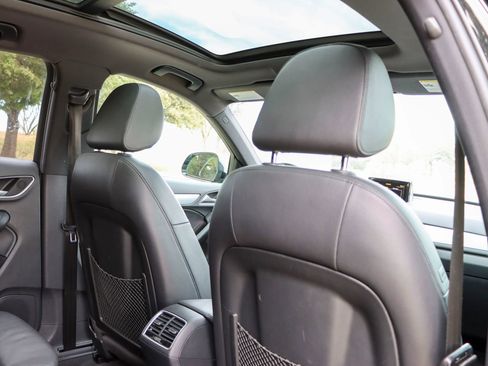 Used 2018 Audi Q3 2.0T Premium w/ Convenience Package image 30