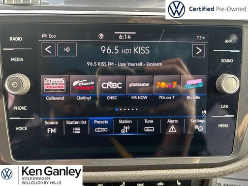 Used 2023 Volkswagen Tiguan SE w/ Panoramic Sunroof Package image 13