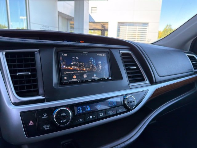Used 2018 Toyota Highlander Limited Platinum AWD/4WD image 7