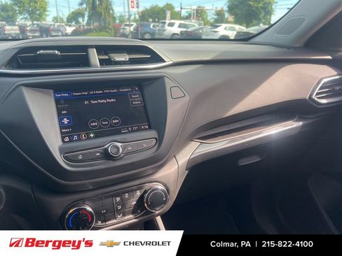 Certified 2023 Chevrolet TrailBlazer LT FWD image 11