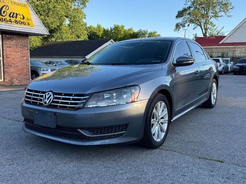 Used 2012 Volkswagen Passat 2.5 SEL Premium image 3