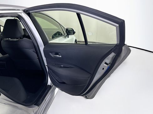 Used 2020 Toyota Corolla LE w/ LE Premium Package image 29